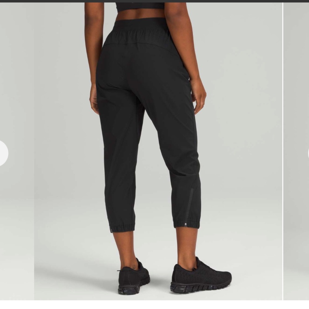Lululemon Adapted State High Rise Jogger Crop Pants Pull On In Black Size 4